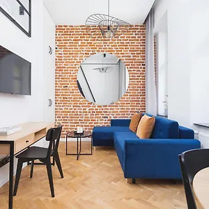 https://apt-radziwillowska-27-studio.krakowhotelspoland.com